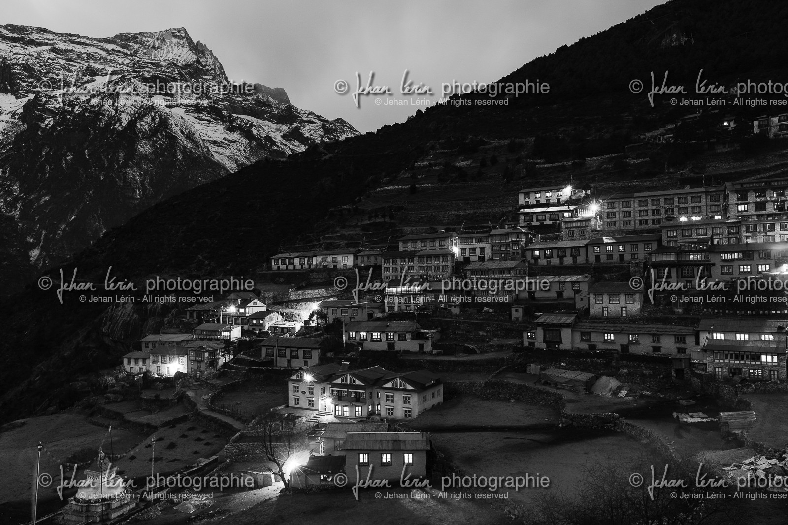nepal_rolwaling-and-khumbu-area_namche-bazaar_12-02-2013-36526.jpg