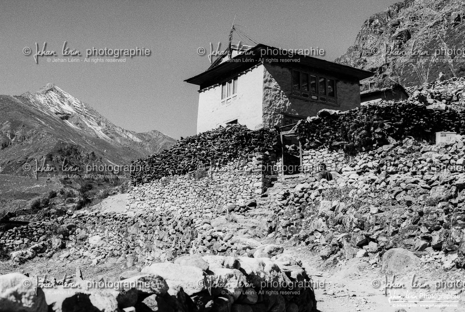 everest-area_nepal_jehan-lerin_jl_oct-2005-0034.jpg