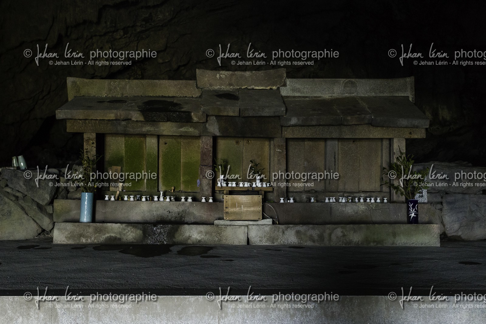 kobo-daishi-cave_cap-muroto_shikoku_japon_14-03_2014-2472.jpg