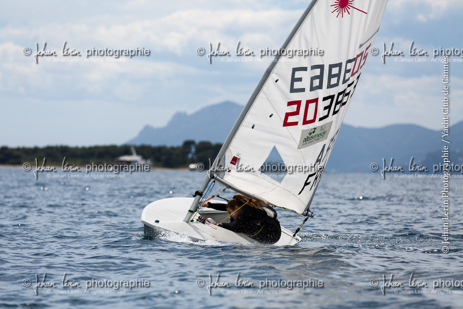 entrainement-laser-radial_louise-cervera_matisse-pacaud_ycc_cannes_jl_5d3_02-06-2016-0400.jpg entrainement-laser-radial_louise-cervera_matisse-pacaud_ycc_cannes_jl_5d3_02-06-2016-0400.jpg