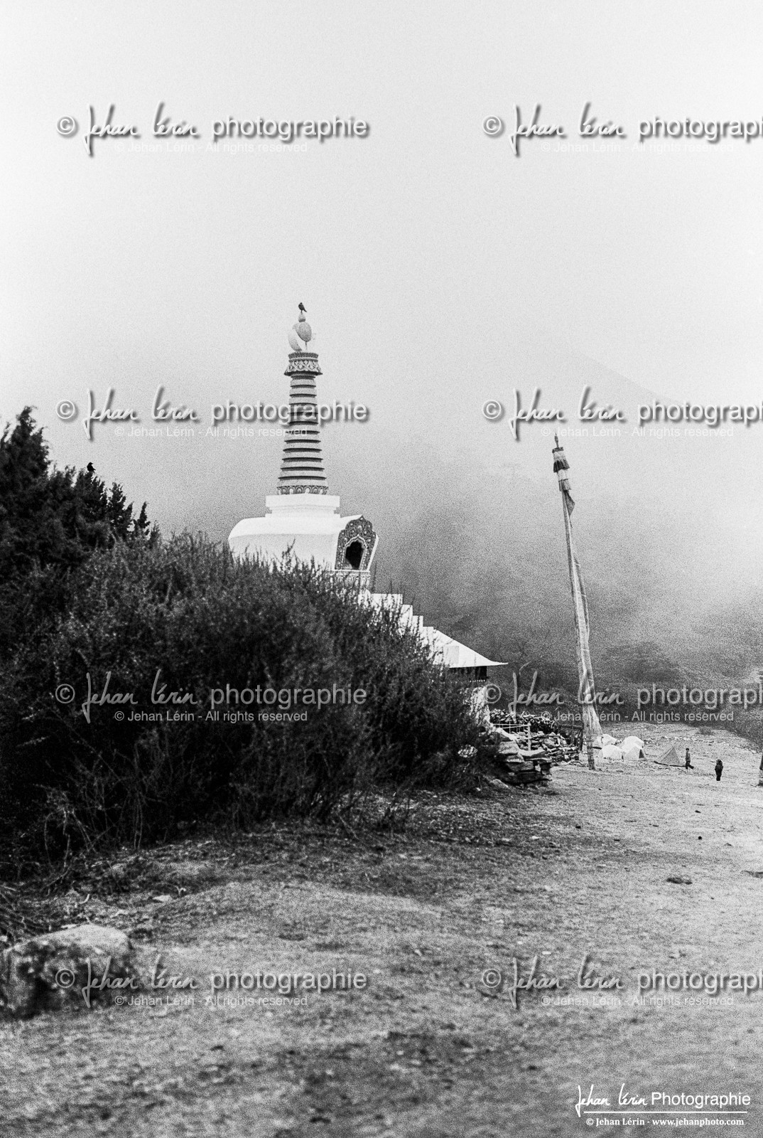 everest-area_nepal_jehan-lerin_jl_oct-2005-0079.jpg