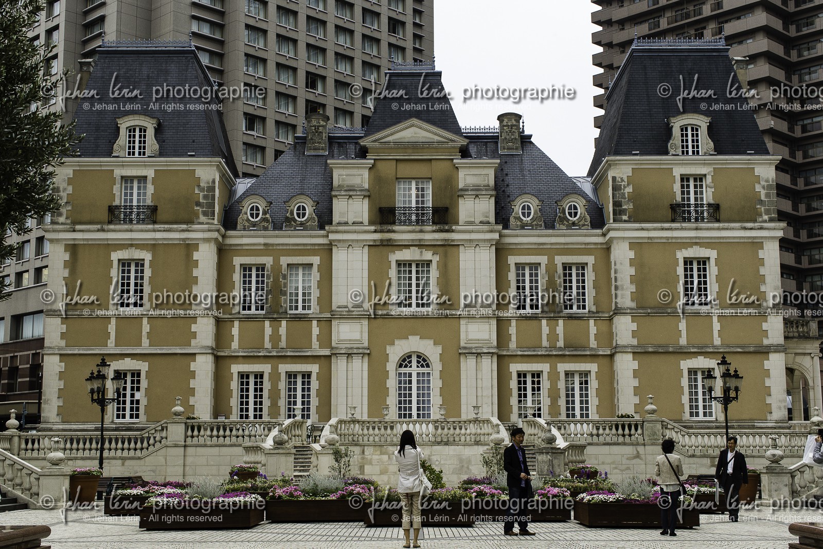 close-to-tokyo-metropolitan-museum_tokyo_japon_jl_1dx_06-05-2014-6359.jpg