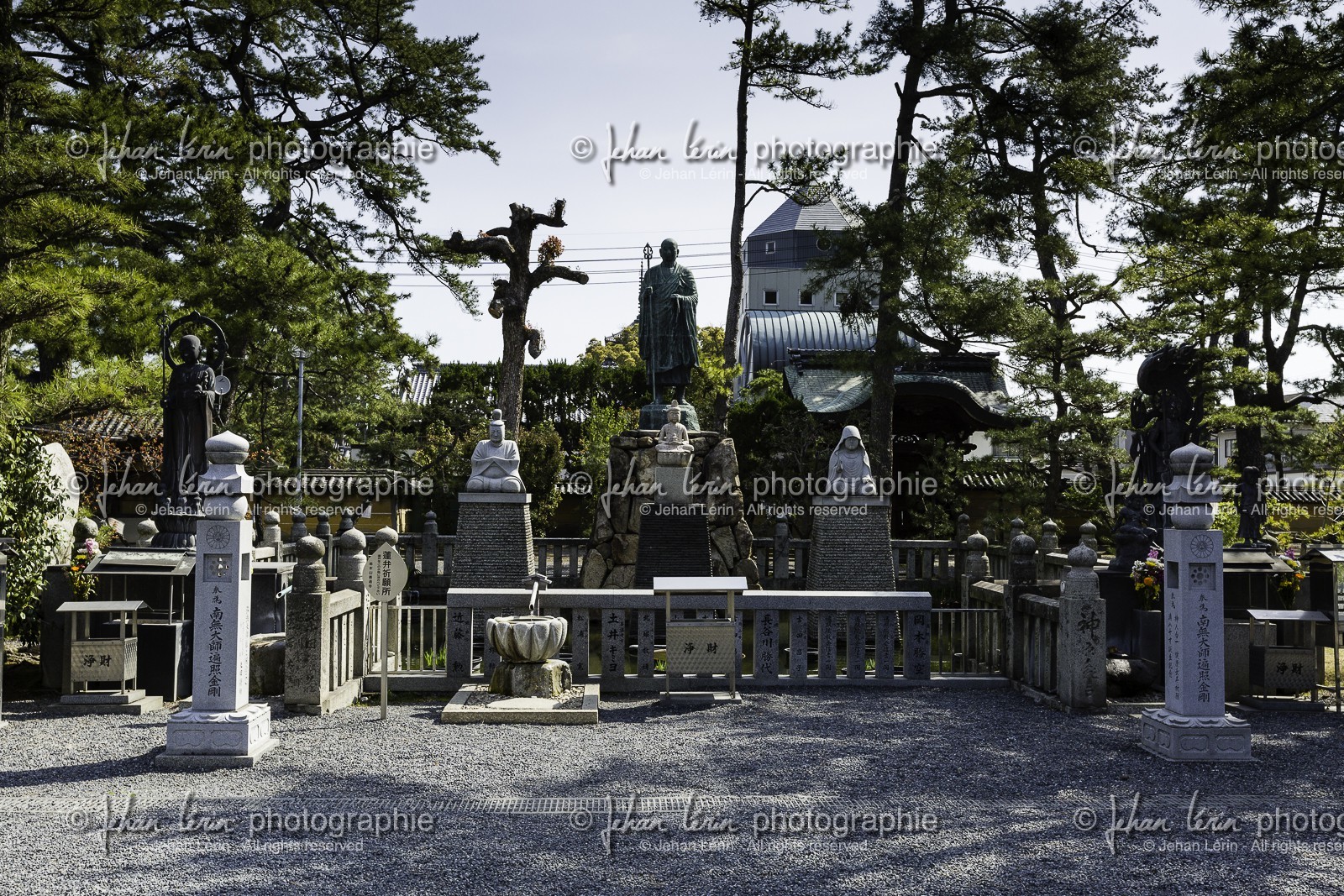 zentsuji_temple-75_shikoku_japon_07-04_2014-1002.jpg