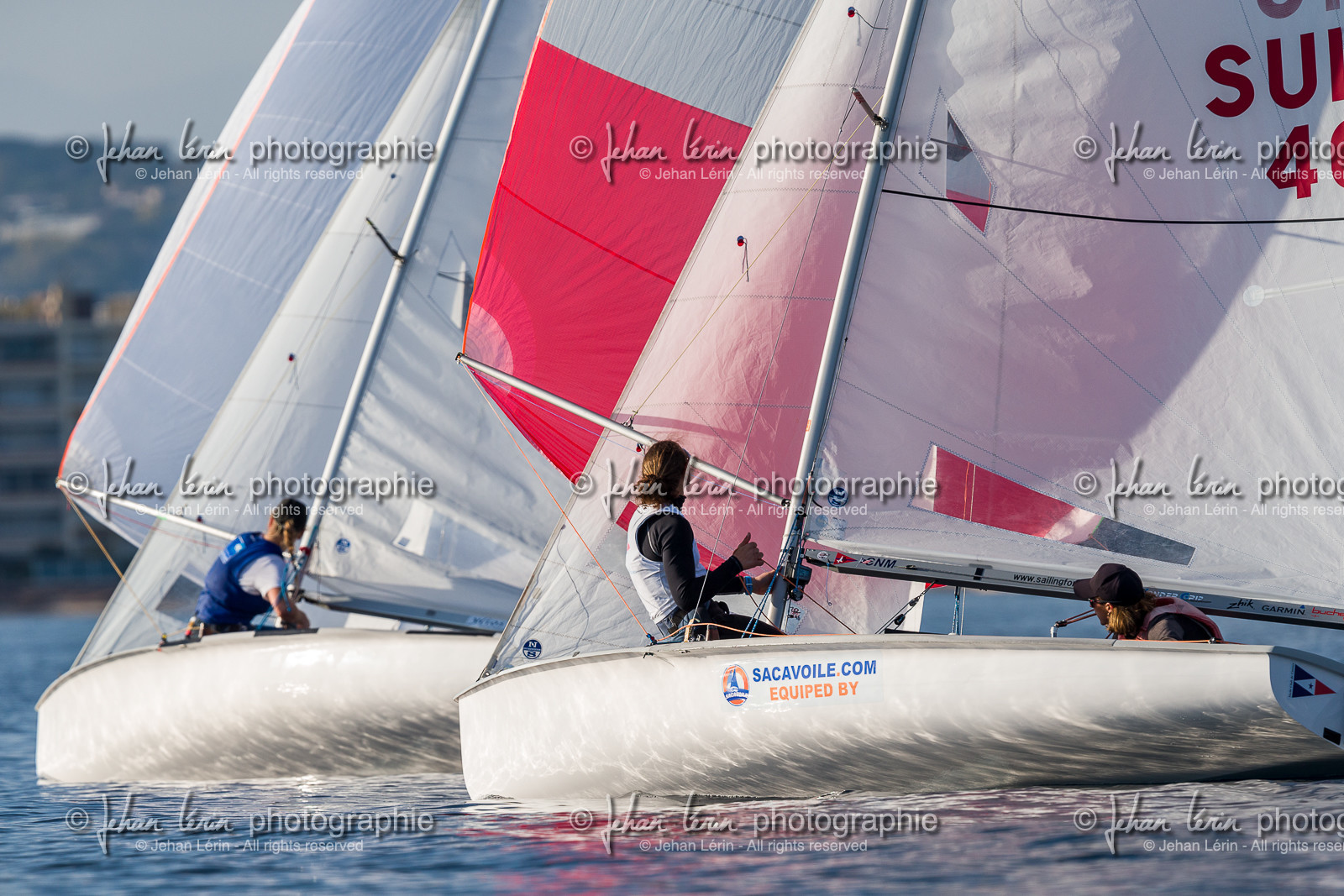 Entrainement Équipe de France 470 et tandem italien au Yacht Club de Cannes Entrainement Équipe de France 470 et tandem italien au Yacht Club de Cannes