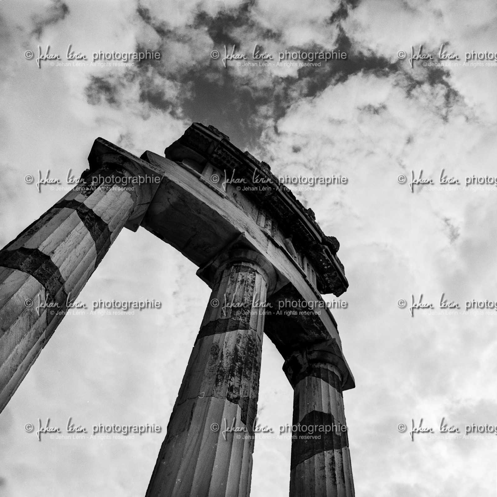greece_delphy_oct-2007-19.jpg