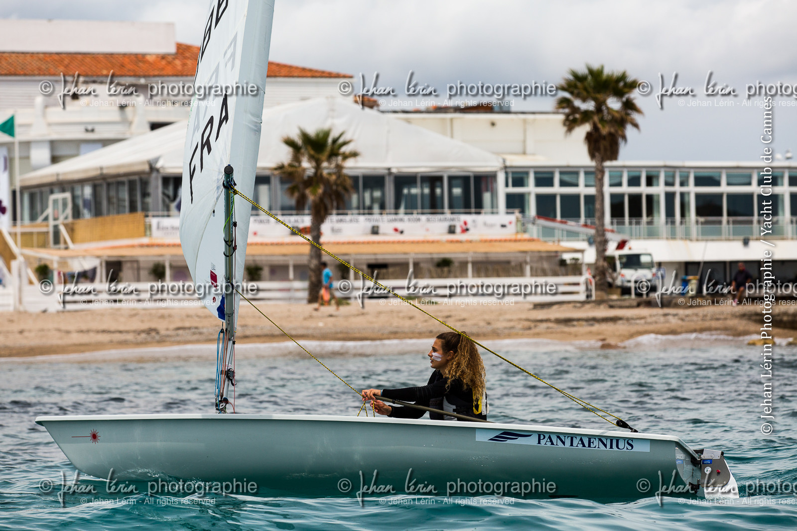 entrainement-laser-radial_louise-cervera_matisse-pacaud_ycc_cannes_jl_5d3_02-06-2016-0298.jpg entrainement-laser-radial_louise-cervera_matisse-pacaud_ycc_cannes_jl_5d3_02-06-2016-0298.jpg