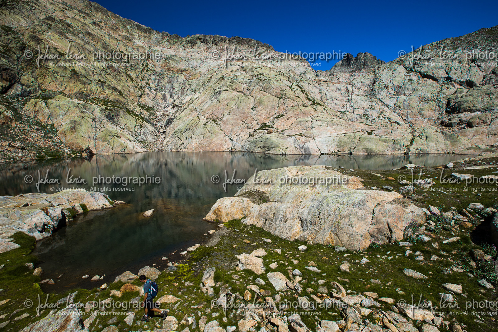 lacs-besson_refuge-de-la-cougourde_jl_1dx_21-08-2016-1438.jpg lacs-besson_refuge-de-la-cougourde_jl_1dx_21-08-2016-1438.jpg