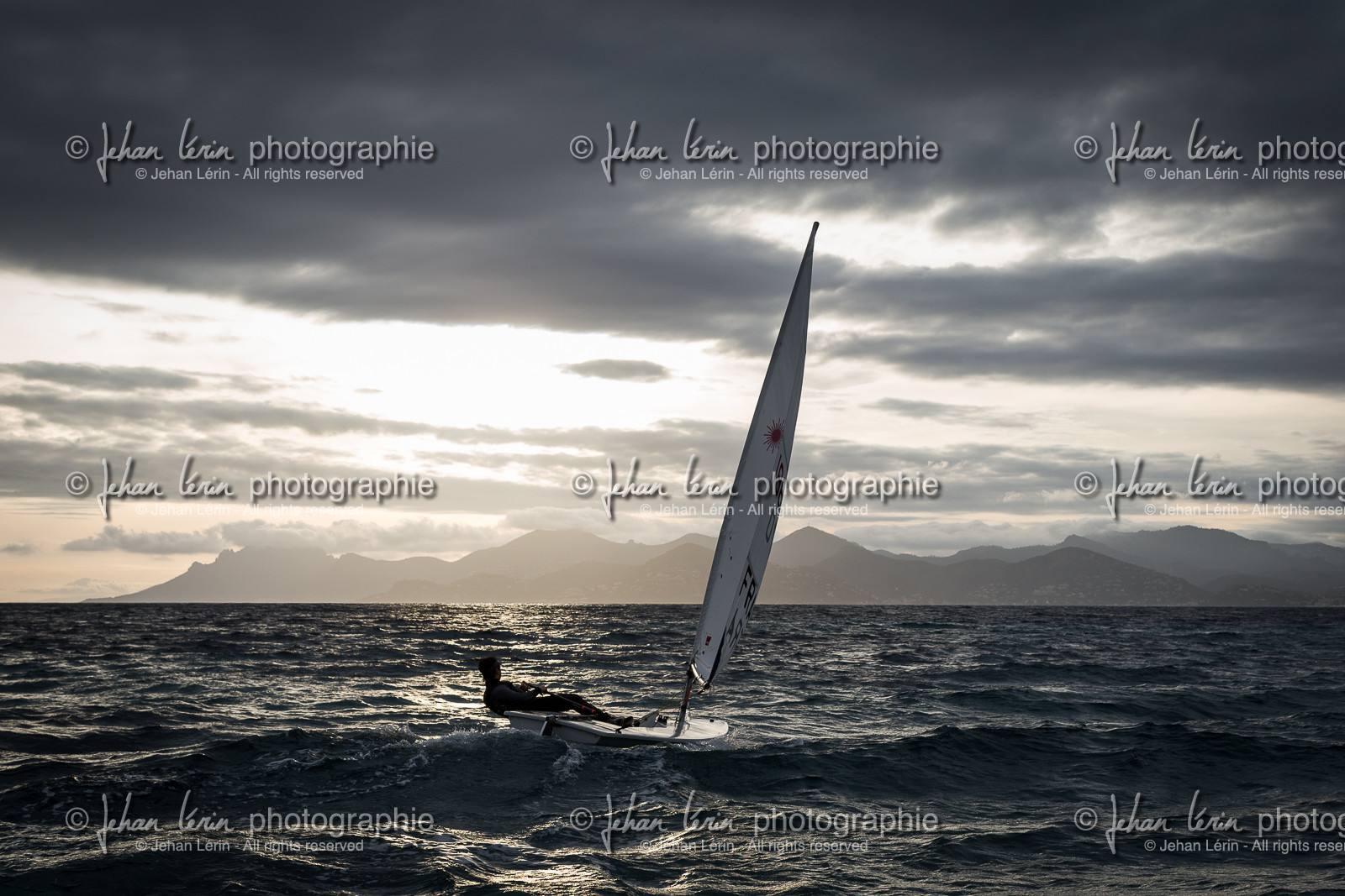 matisse-pacaud_laser_yacht-club-de-cannes_jl_1dx_01-02-2017-0570.jpg