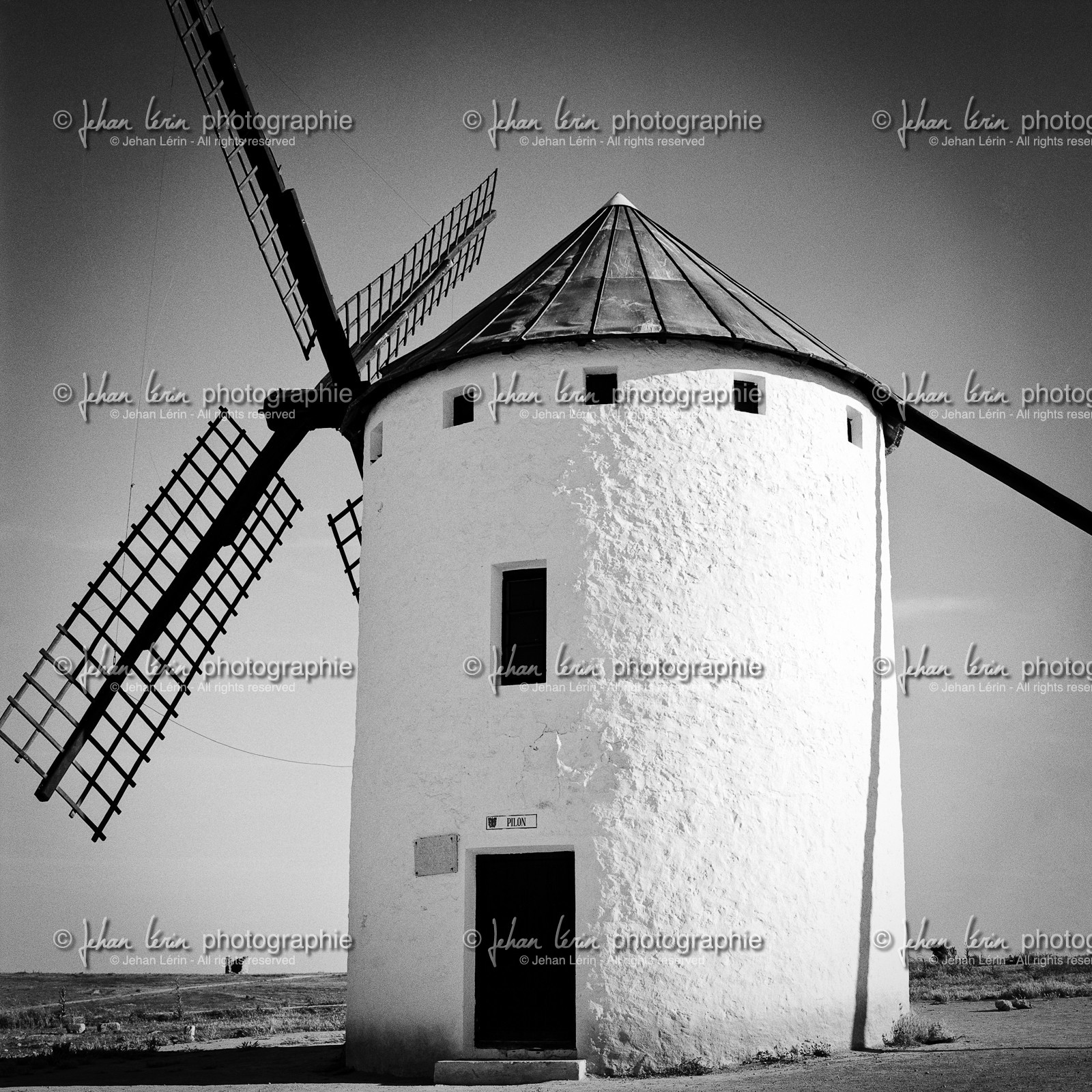 campo-de-criptana_molinos2.jpg