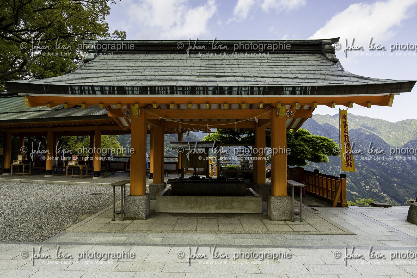 kumano-nachi-taisha_kumano-kodo-pilgrimage_japon_25-04-2014-1432.jpg