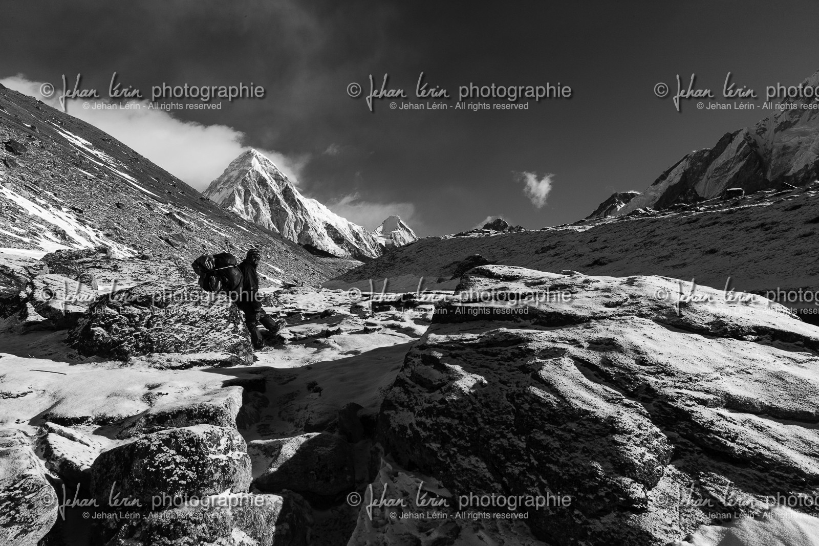 nepal_rolwaling-and-khumbu-area_way-to-gorak-shep_20-02-2013-36955.jpg